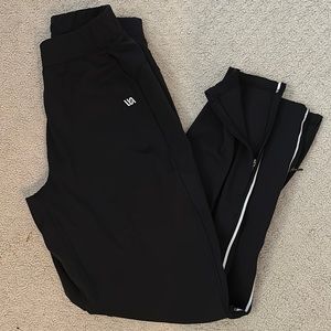 NWOT men’s size small track pants